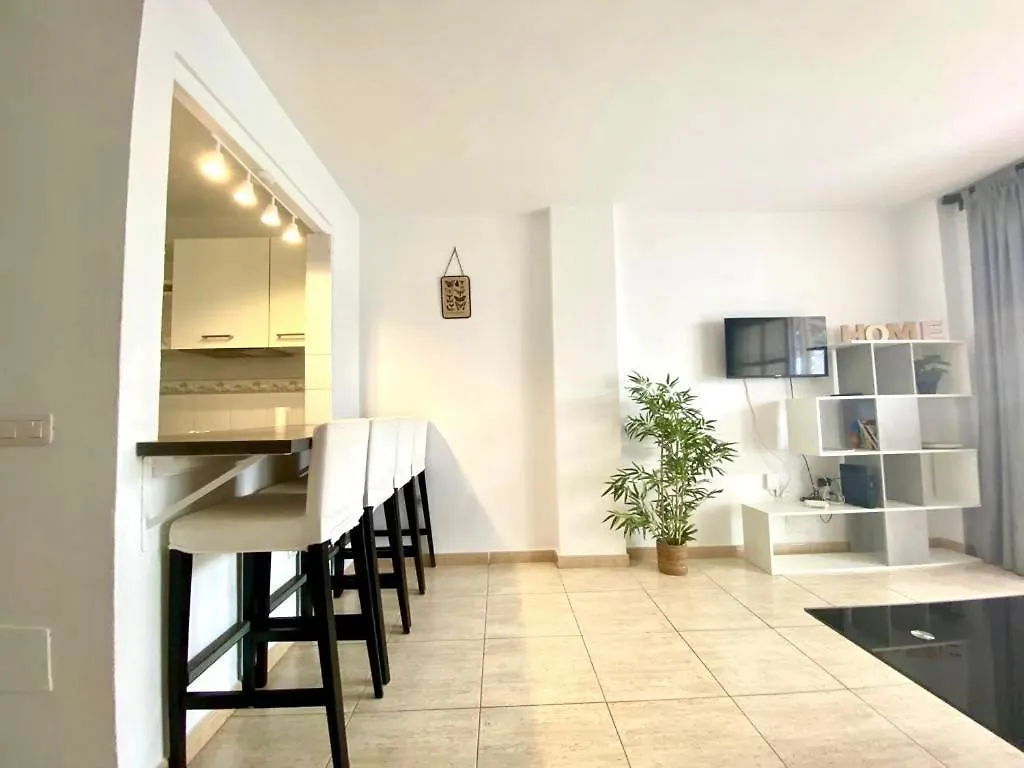 Jazuma Beach Apartment Callao Salvaje